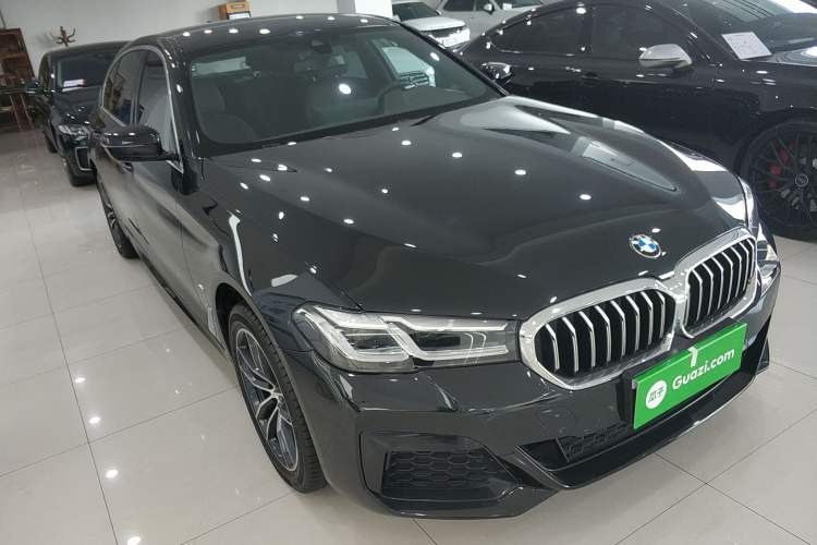 Used BMW 5 Series 2022 Second Facelift 525Li M Sport Package