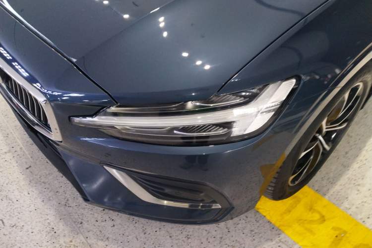 Used Volvo S60 2021 T4 Zhiyi Luxury Edition
