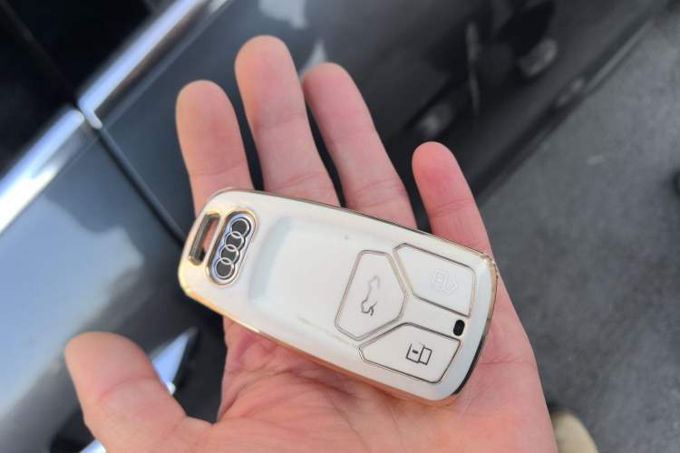 Used Audi A4L 2020 40 TFSI Luxury Dynamic Model