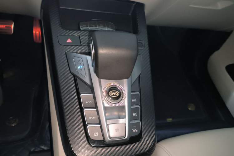 Used BYD Yuan Pro 2023 401KM Luxury Version
