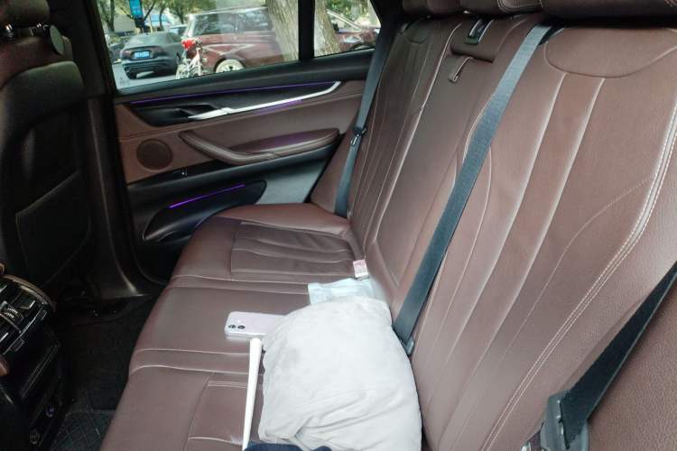 Used BMW X5 2015 xDrive28i
