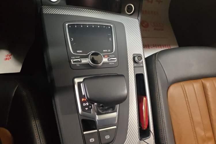 Used Audi Q5L 2020 45 TFSI Prestige Fashion Model
