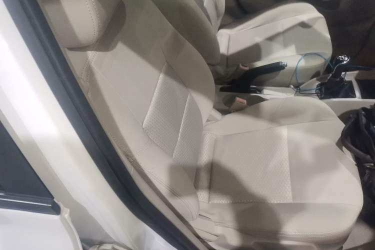 Used Changan Alsvin V5 2012 1.5L Manual Sport Version China IV Standard