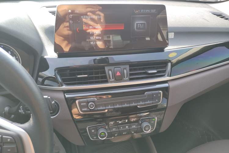 Used BMW X1 2020 sDrive25Li Leading Model
