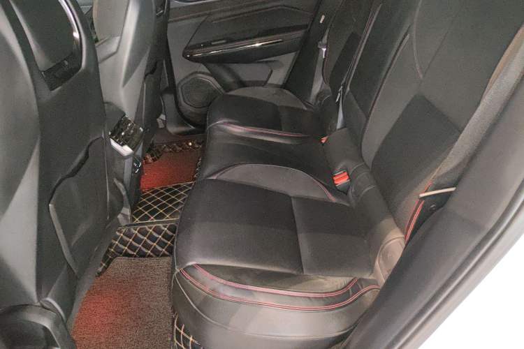 Used Lynk & Co 05 2020 2.0TD Four-Wheel Drive HypeHalo
