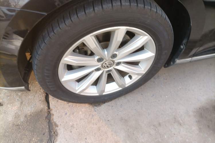 Used Volkswagen Magotan 2018 330TSI DSG Advanced Model
