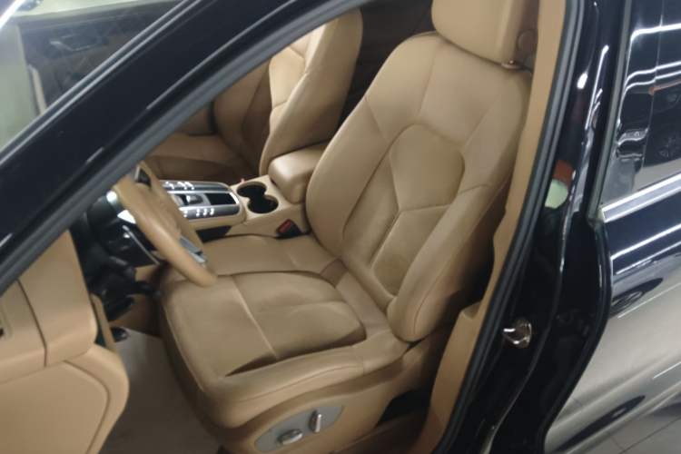 Used Porsche Macan 2014 Macan 2.0T
