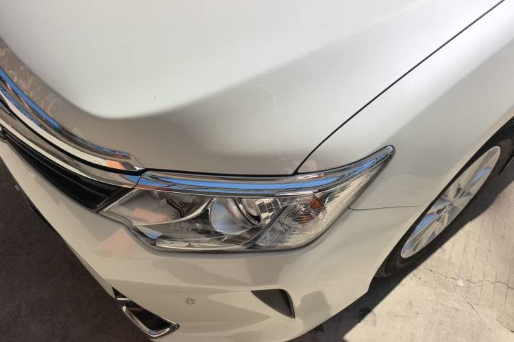 Used Toyota Camry 2016 2.0G 10th Anniversary Leading Edition
