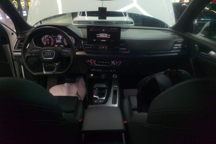 Used Audi Q5L 2023 40T Luxury Dynamic Model