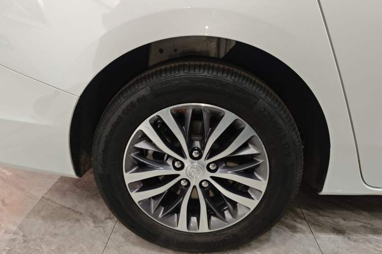 Used Buick GL8 2021 ES Land Cruiser 653T Luxury Edition