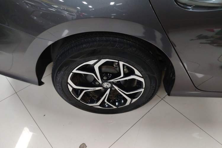 Used MG 5 2022 180 DVVT CVT Youth Luxury Edition