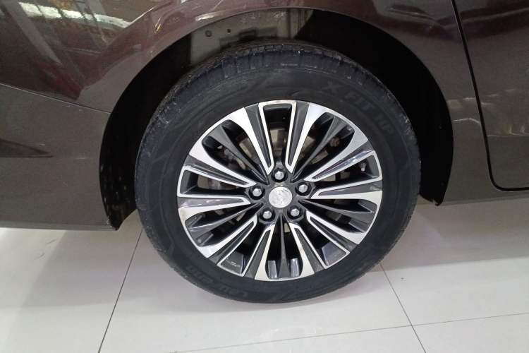 Used Buick GL8 2020 ES Land Cruiser 653T Luxury Model
