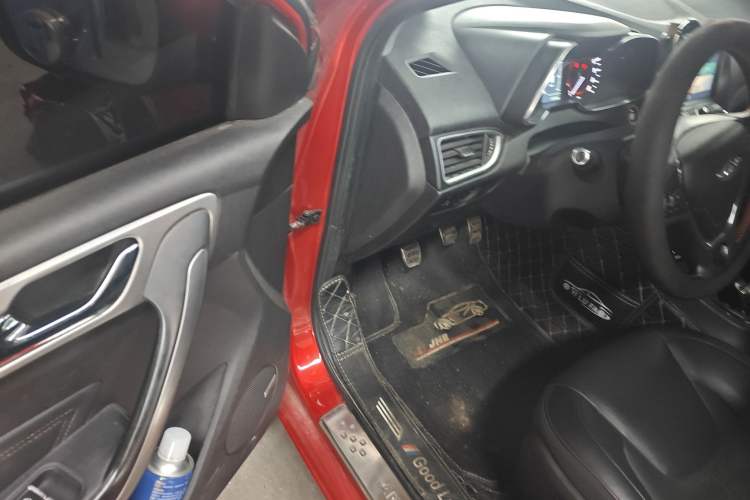 Used Chery Arrizo 5 2018 1.5L Manual Tribute to Youth Edition