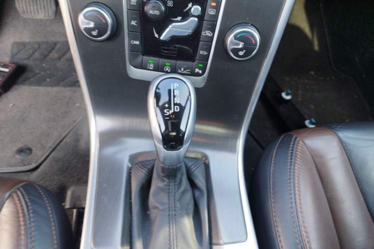 Used Volvo XC60 2014 Restyled T5 Zhiya Edition
