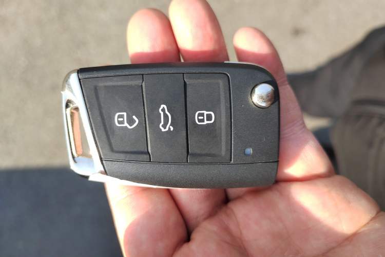 Used Volkswagen Tiguan L 2023 Restyled 330TSI Automatic Two-Wheel Drive R-Line Enhanced Comfort Version