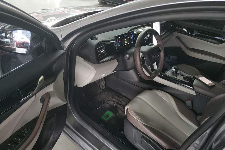 Used BYD Qin PLUS 2023 Champion Edition DM-i 55KM Leading Model
