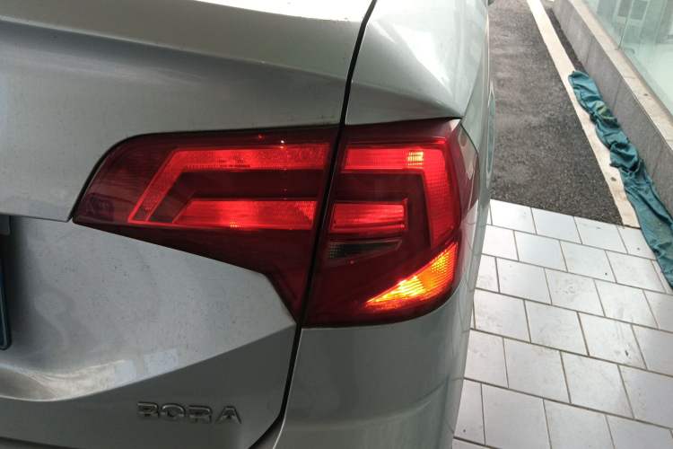 Used Volkswagen Bora 2018 1.5L Automatic Fashion Model