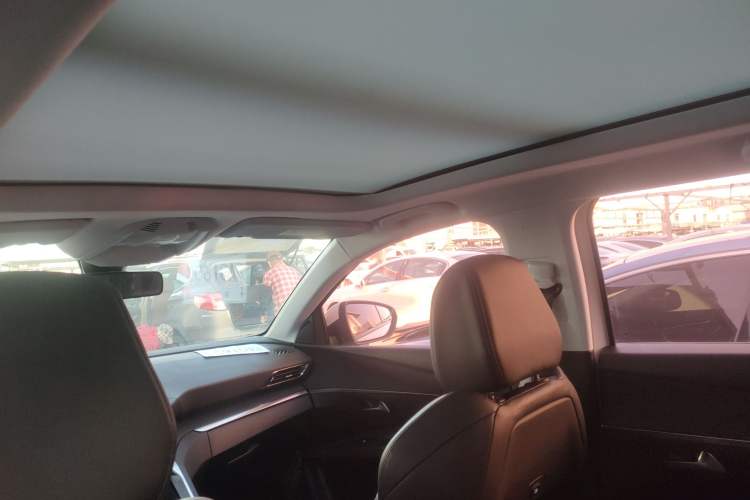 Used Peugeot 5008 2017 380THP 7-Seater Boundary-Free Edition
