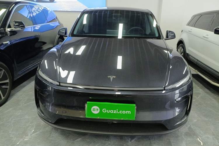 Used Tesla Model Y 2025 Rear-Wheel-Drive Version
