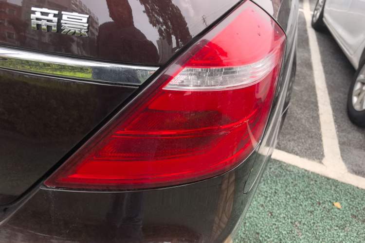 Used Geely Auto Emgrand 2017 Sedan Million Edition 1.5L Manual - Upward Version
