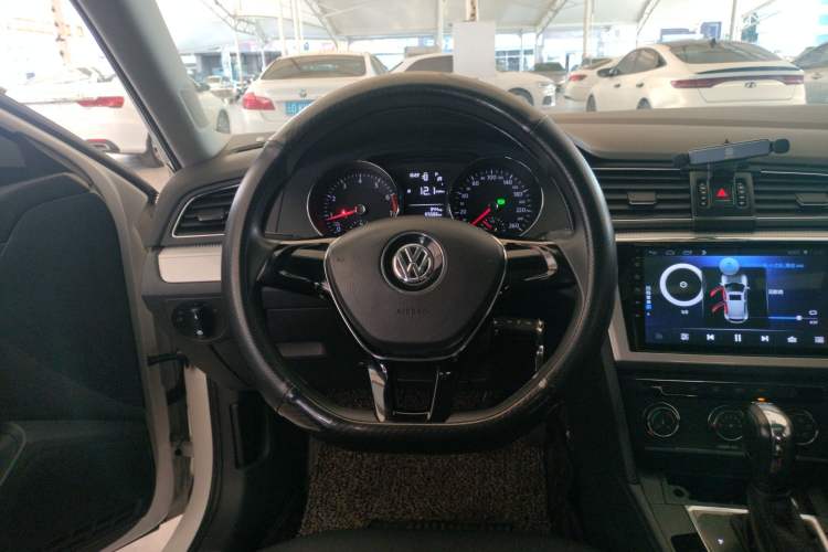 Used Volkswagen Lamando 2018 230TSI DSG Fashion Edition