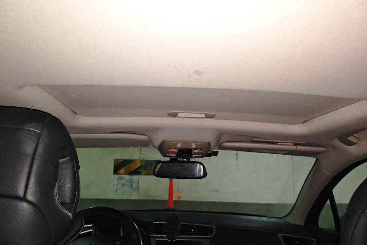 Used  5LS 2014 1.6T Luxury Edition THP160
