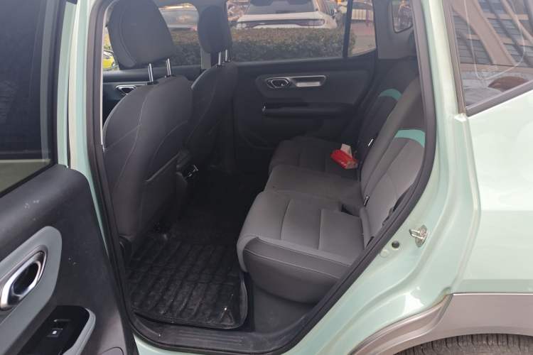 Used AION Y 2023 Plus 510 Enjoy Edition
