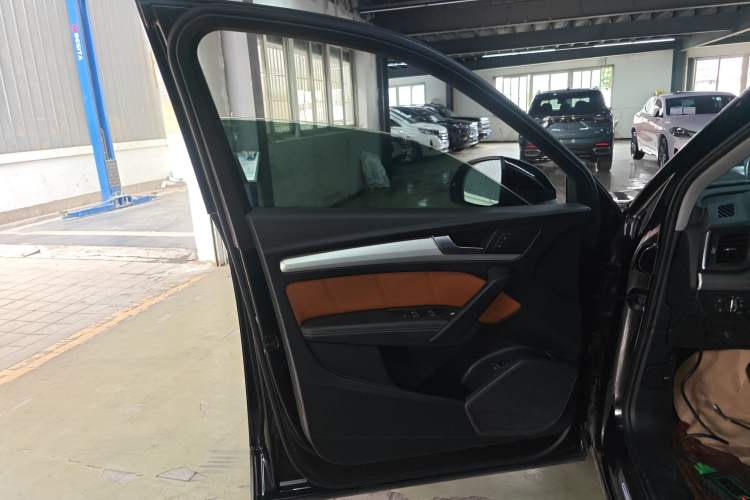 Used Audi Q5L 2020 Updated 40 TFSI Prestige Fashion Edition
