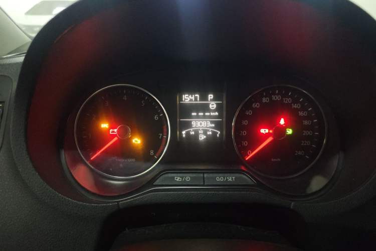 Used Volkswagen Polo 2014 1.6L Automatic Comfort Edition
