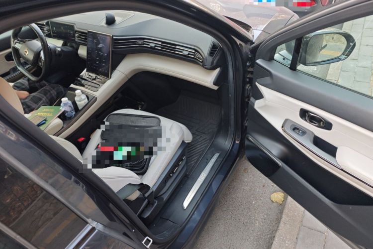 Used Nio ES8 2020 415 km Range 6-Seater Version
