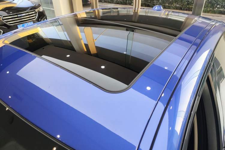 Used BMW i3 2023 eDrive 40 L Midnight Edition
