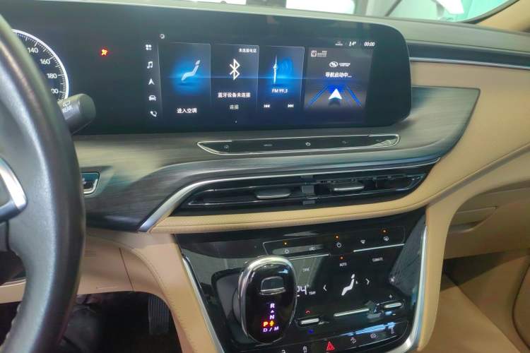 Used Buick GL8 2021 ES Land Cruiser 653T Luxury Edition