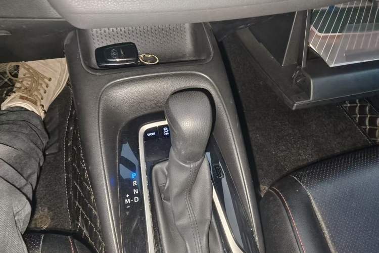 Used Toyota Levin 2019 185T CVT Luxury Edition China VI Standard
