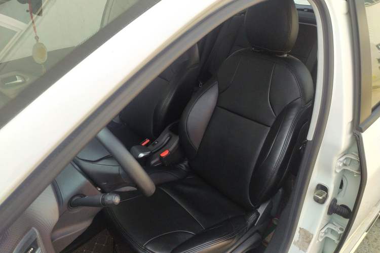 Used Peugeot 2008 2014 1.6L Automatic Fashion Edition
