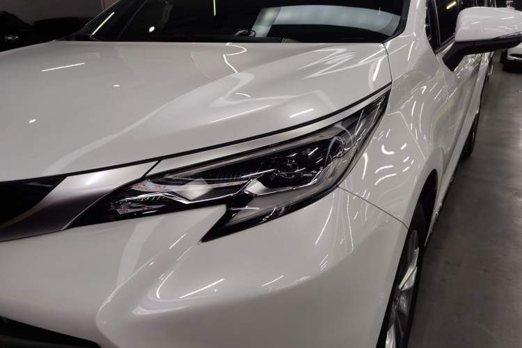 Used Toyota Sienna 2024 2.5L Hybrid Four-Wheel Drive Prestige Edition