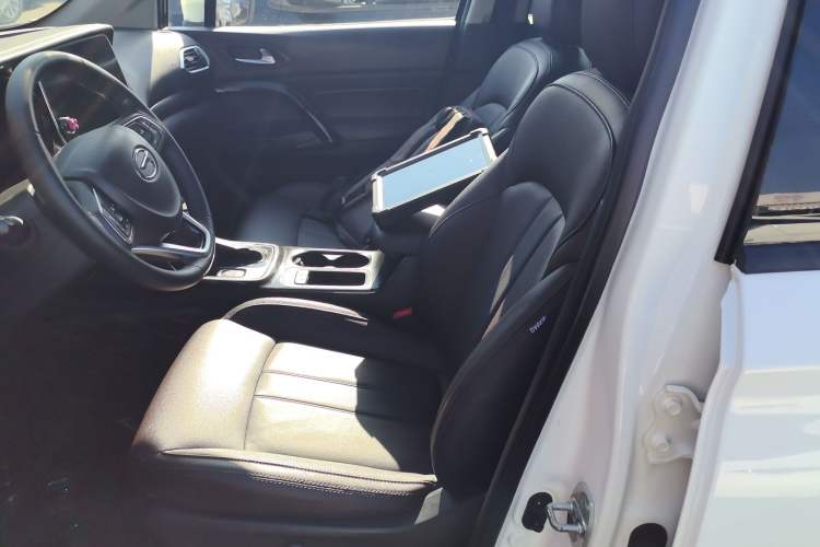 Used GAC Trumpchi GS4 2018 235T Automatic Two-Wheel Drive Luxury Smart Connectivity Millionth Anniversary Edition