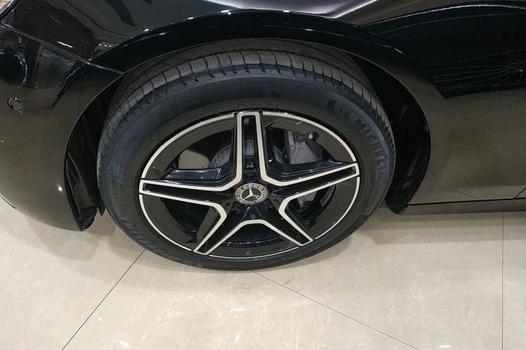 Used Mercedes-Benz E-Class 2022 E 300 Stylish Sports Edition
