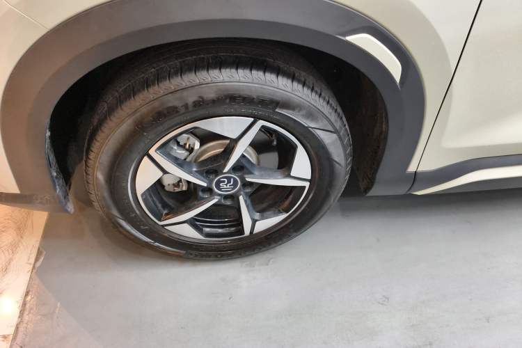 Used BYD Yuan UP 2025 Intelligent Driving Version 401 km Beyond-Range Edition