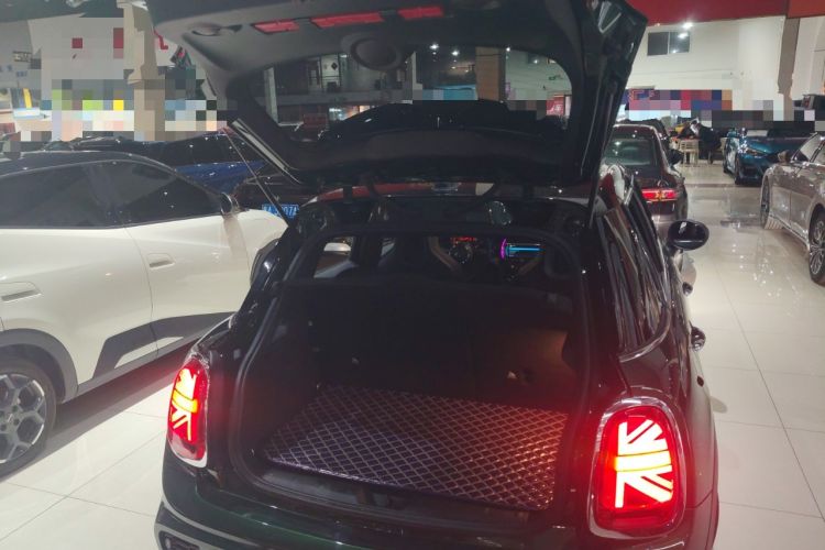 Used  MINI 2018 1.5T COOPER Racing Edition Five-Door Version
