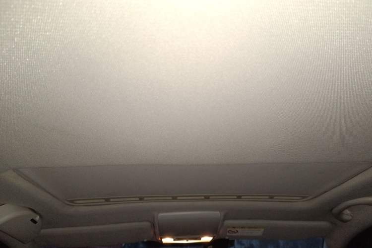 Used Volkswagen Lavida 2013 Restyled Classic 1.6L Manual Comfort Edition
