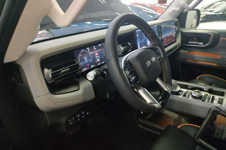 Used Beijing Auto BJ40 Electric Drive 2025 Advanced Edition
