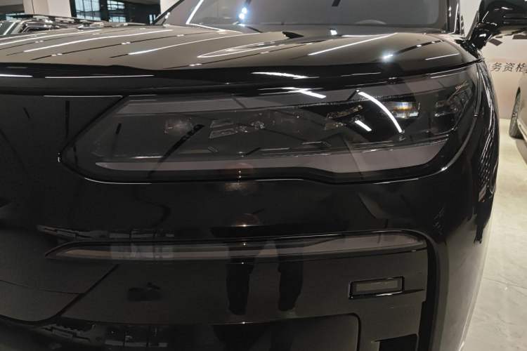 Used Denza N9 2025 Flagship Model
