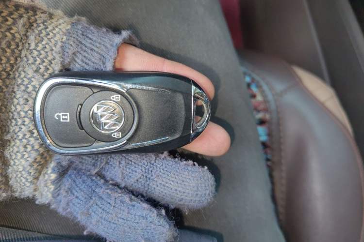 Used Buick GL6 2021 323T Mild Hybrid Connect Luxury Model
