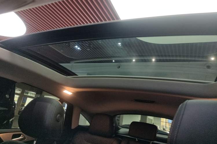 Used Mercedes-Benz GLE Coupe 2017 GLE 320 4MATIC Coupe SUV
