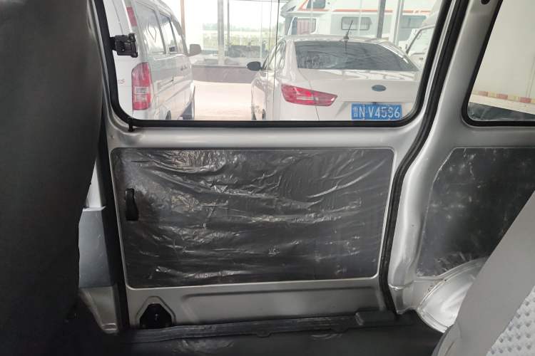 Used Wuling Zhiguang 2020 1.2L Practical Model China VI LSI
