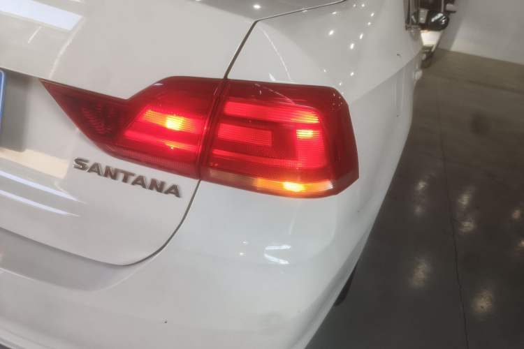 Used Volkswagen Santana 2021 1.5L Automatic Fashion Edition