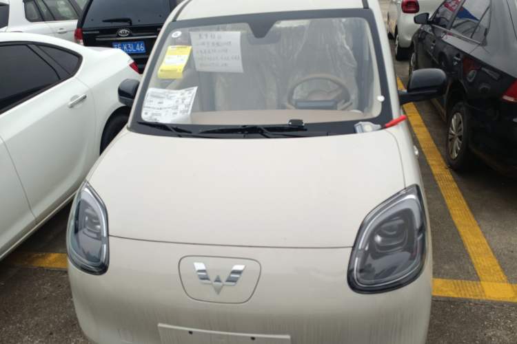 Used Wuling Hongguang MINIEV 2025 Four-Door Version Advanced Edition
