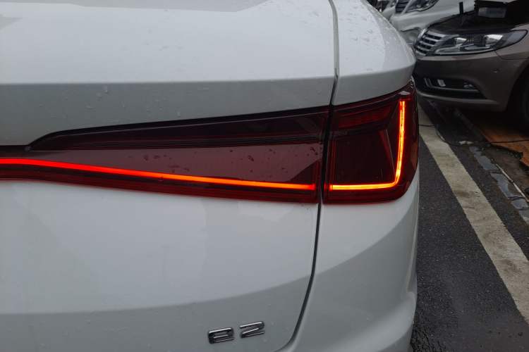 Used BYD e2 2020 Upgraded Model Standard Range Version Standard Configuration
