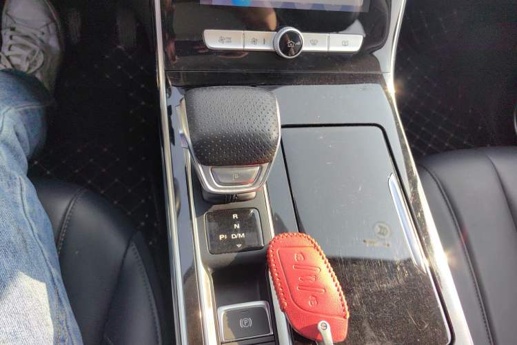 Used Roewe RX5 MAX 2019 300TGI Automatic Smart Cabin Luxury Edition
