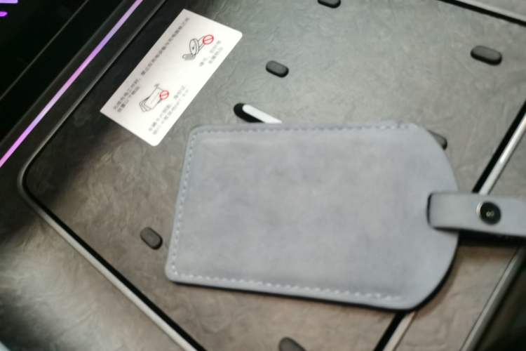 Used  12 2023 700 Three-Laser Rear-Wheel Drive Luxury Edition